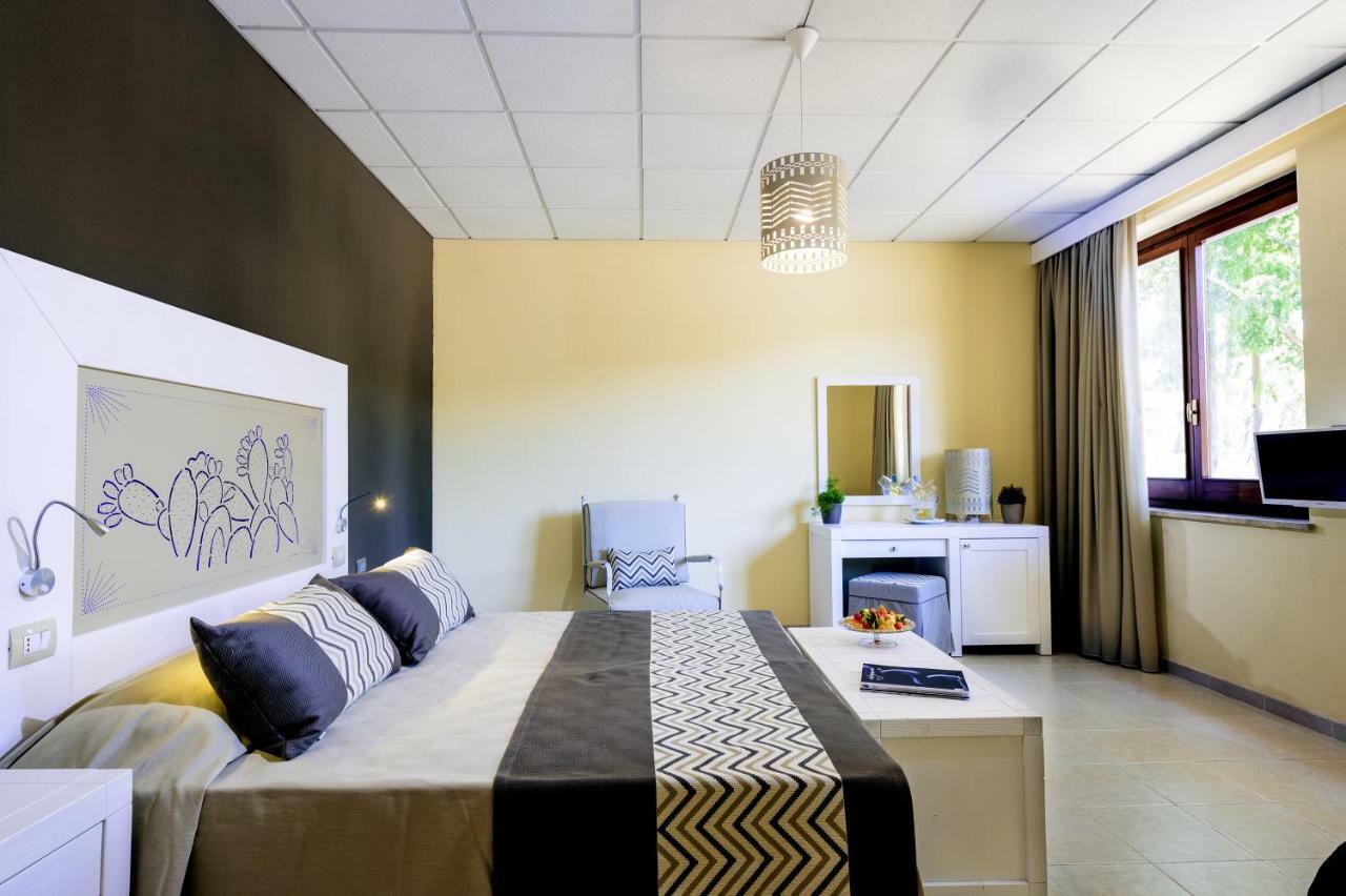 Hotel Lido Beach Oristano Exterior foto